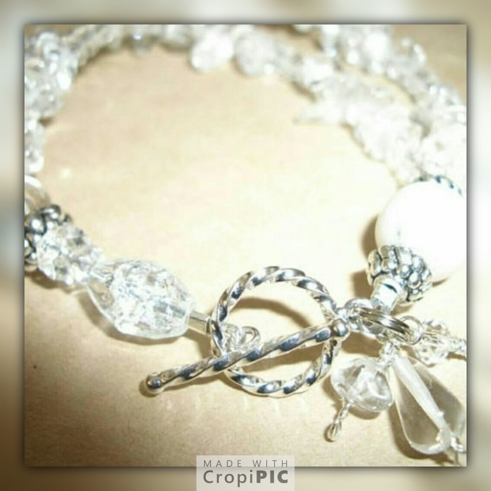 Crystal Stone Ladies Bracelet/Natural Quartz Stone - Picture 2 of 5